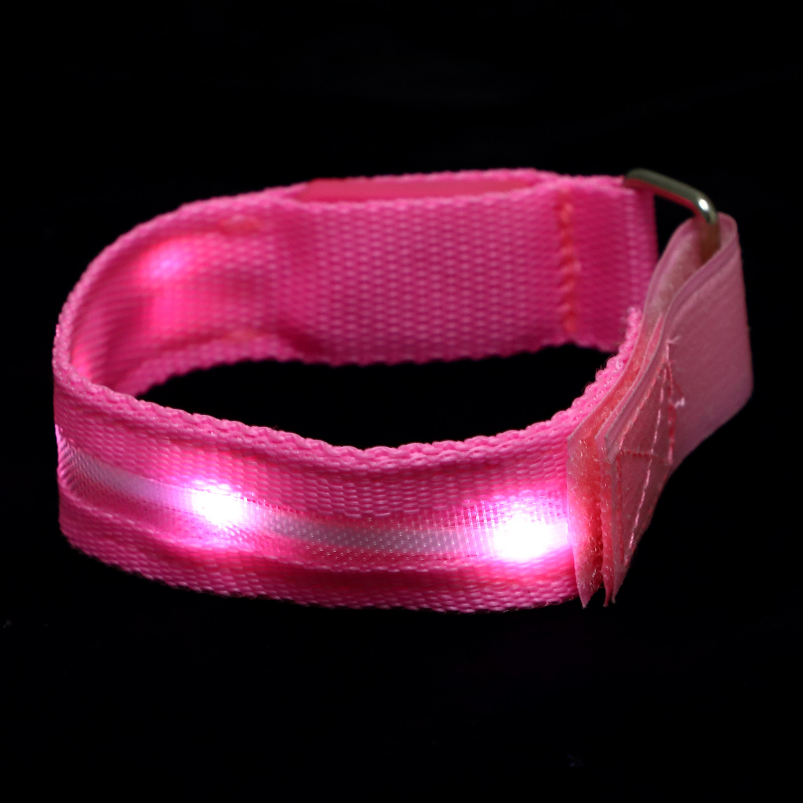 LED Işıklı Koşu Bilekliği Kara - Running Gear In The Dark incelemesi ve fiyatı